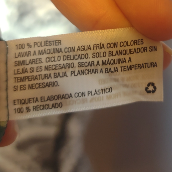 Merona Sleeveless Blouse - Picture 6 of 7